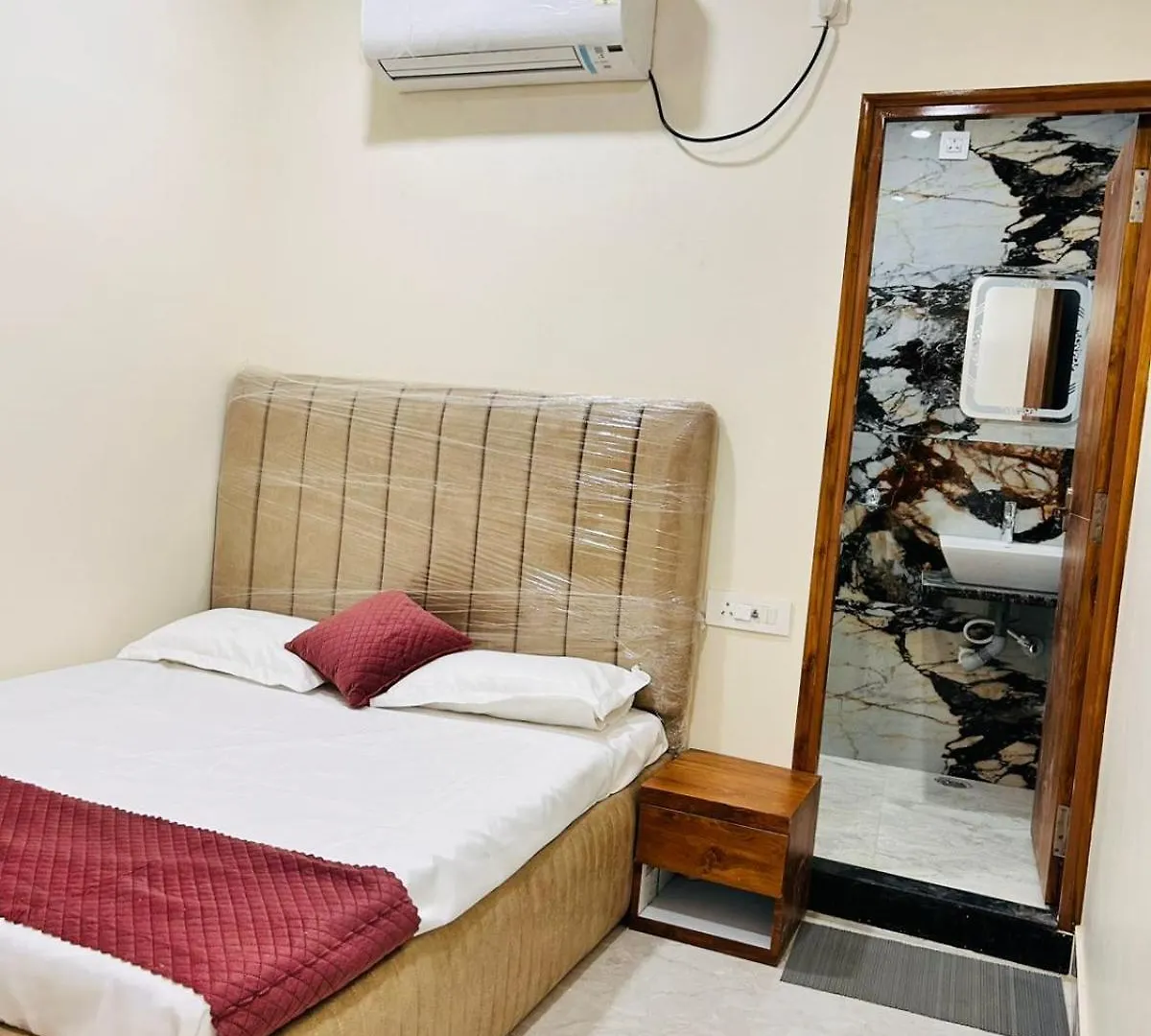 The Raghuvanshi Paying Guest House Varanasi 0*,